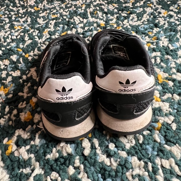 Adidas sneakers - Picture 4 of 6